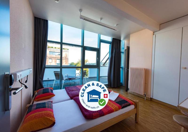 Geneva Hostel - Genel