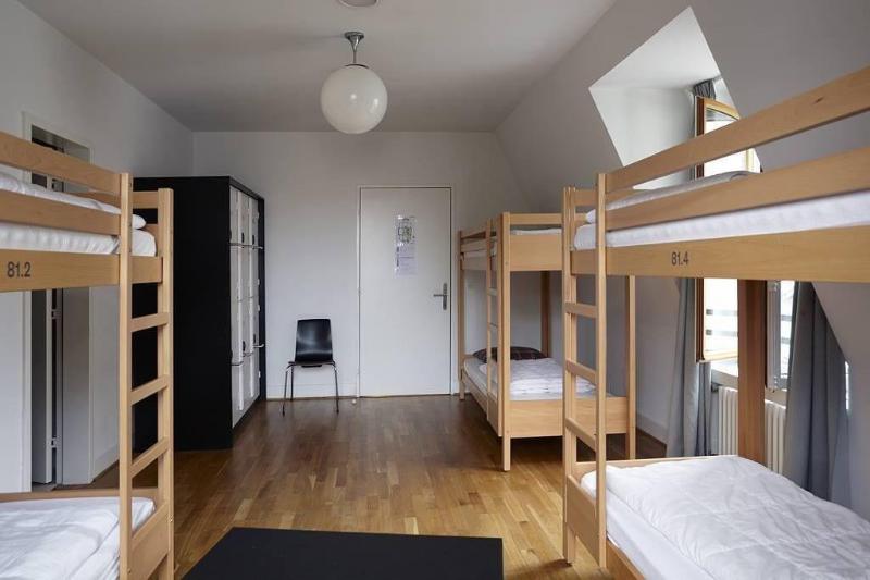 Geneva Hostel - Oda