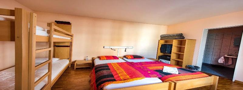 Geneva Hostel - Oda