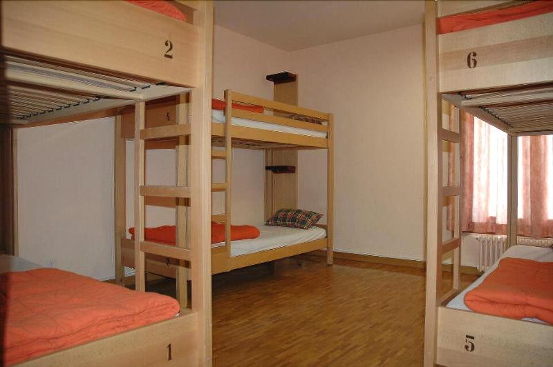 Geneva Hostel - Oda