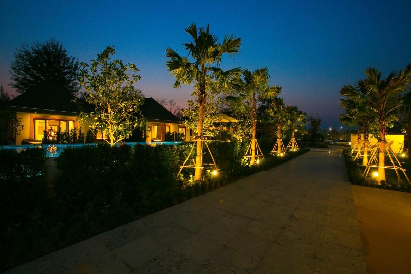 Triple Tree Beach Resort - Genel