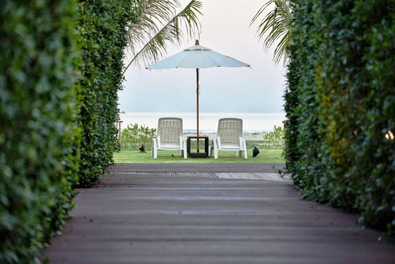 Triple Tree Beach Resort - Genel