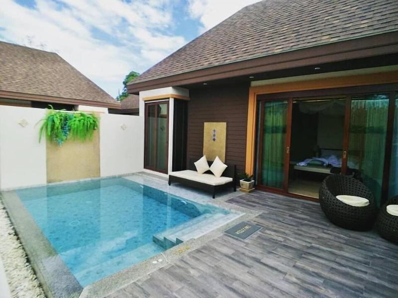 Triple Tree Beach Resort - Teras