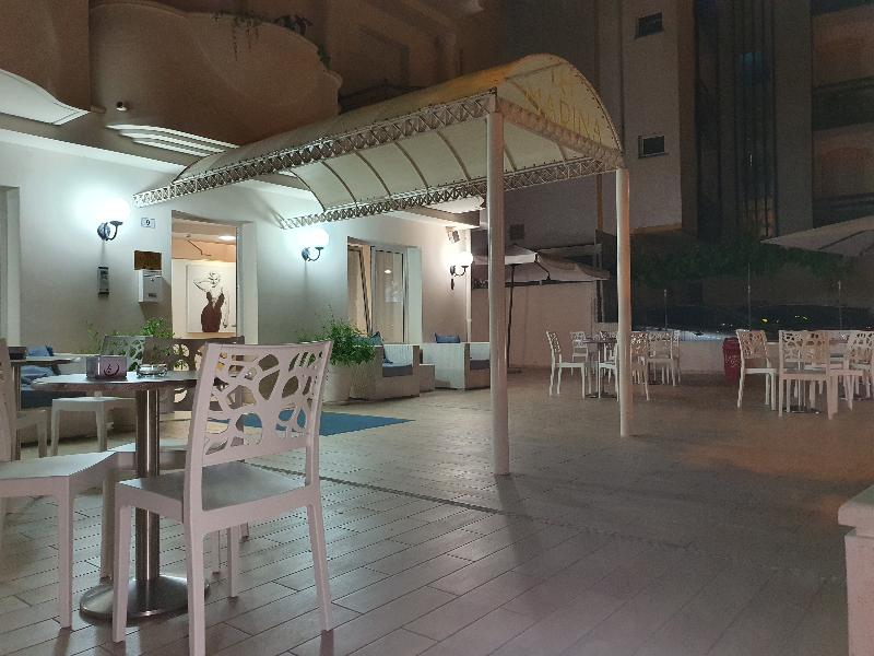 Hotel Marina - Teras