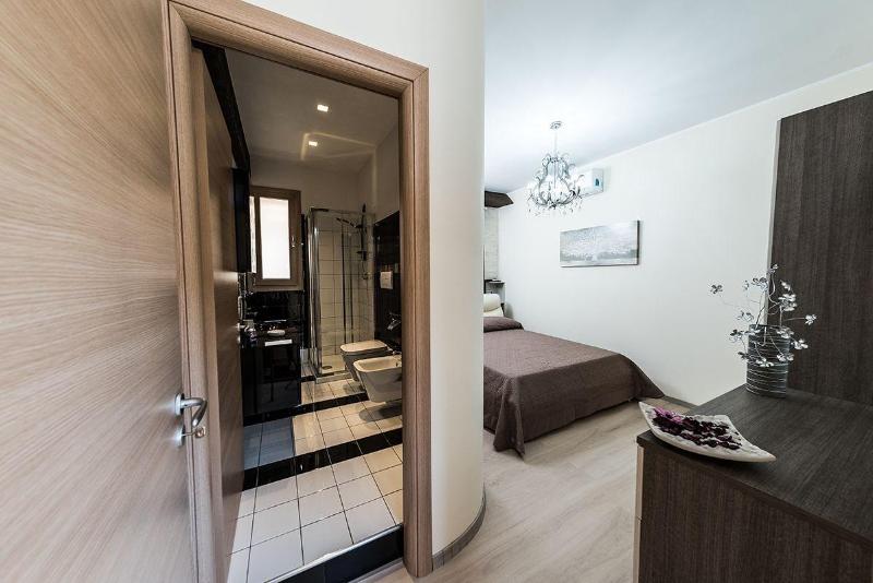 Ariston Suite - Oda