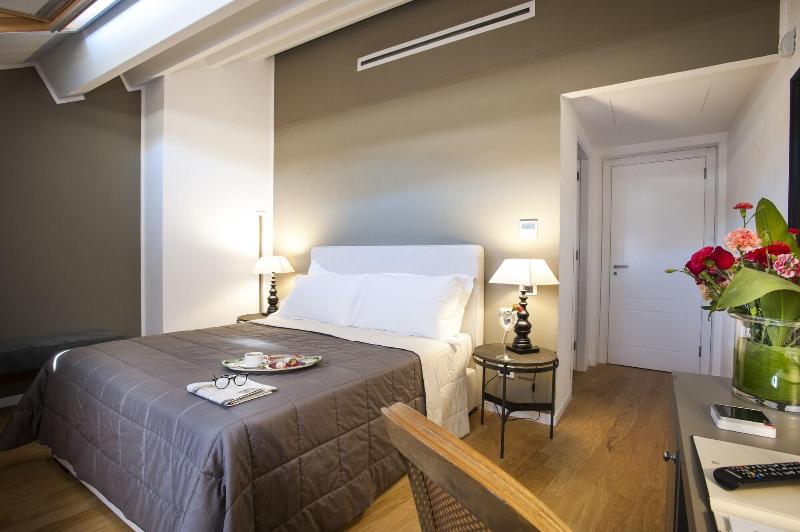 Bb22 Palace Luxury Apartments - Oda