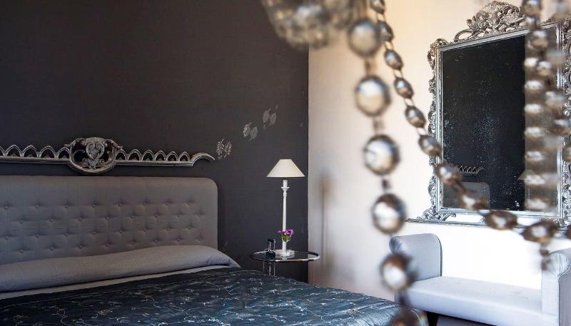 Bb22 Palace Luxury Apartments - Oda