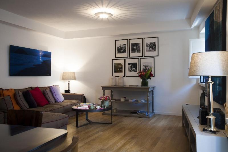 Bb22 Palace Luxury Apartments - Oda