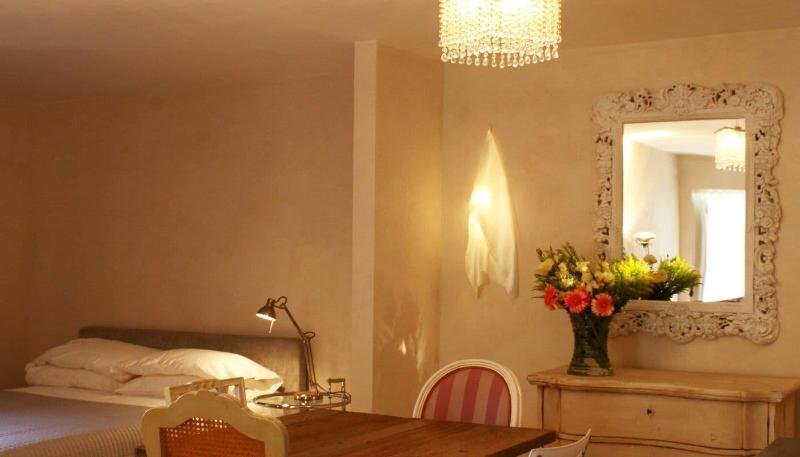 Bb22 Palace Luxury Apartments - Oda