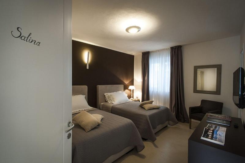 Bb22 Palace Luxury Apartments - Oda