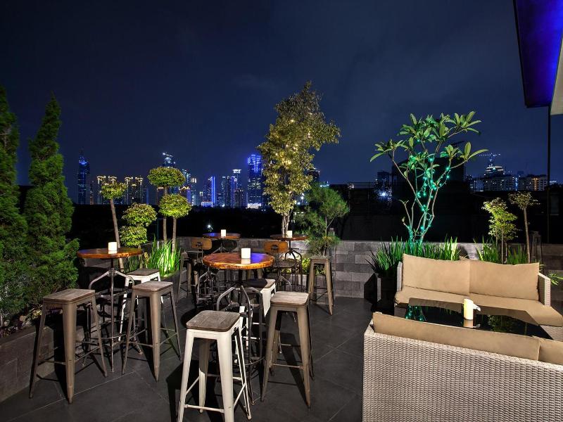 Sawana Suites - Restoran