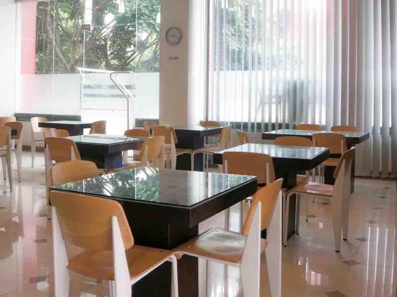 Win Hotel Blok M - Restoran