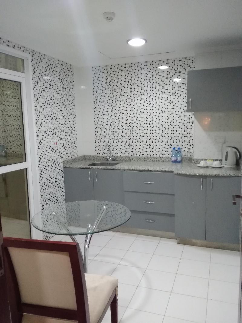 Pioneer Hotel Apartments Muscat - Oda