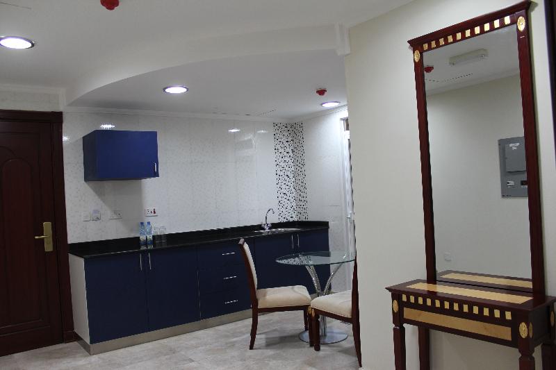 Pioneer Hotel Apartments Muscat - Oda