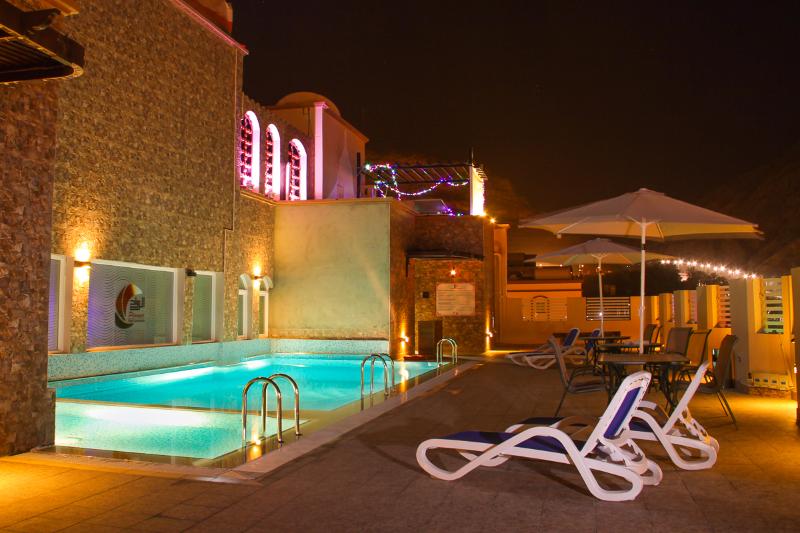 Pioneer Hotel Apartments Muscat - Havuz