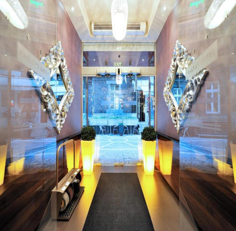 Carlton Hotel Buda Castle - Lobi