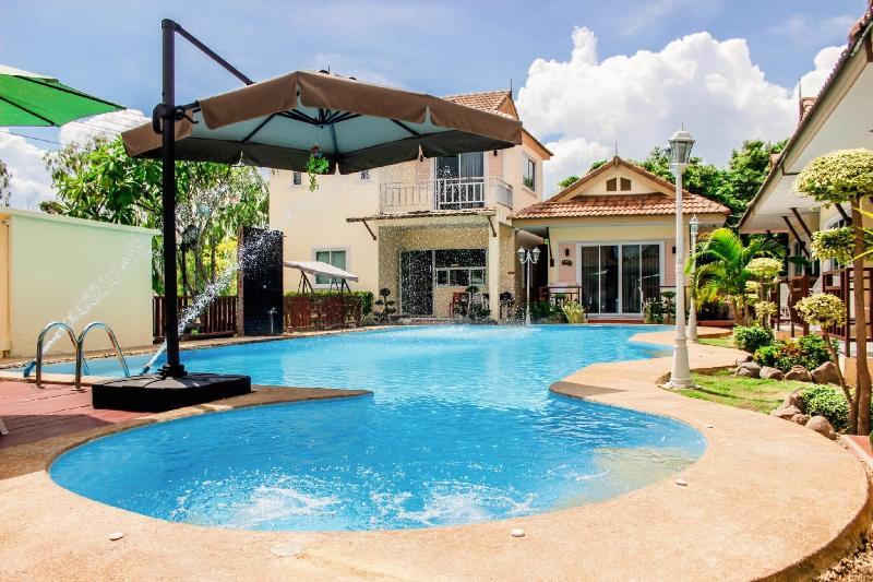 Charm Resort Cha Am - Plaj