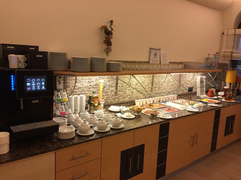 Hotel and Restaurant Goldener Pfug - Restoran