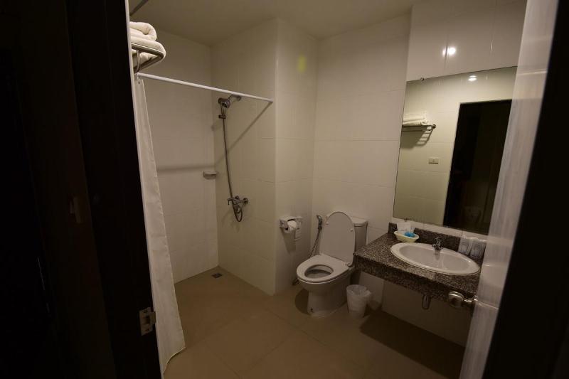 Prachuap Beach Hotel - Oda