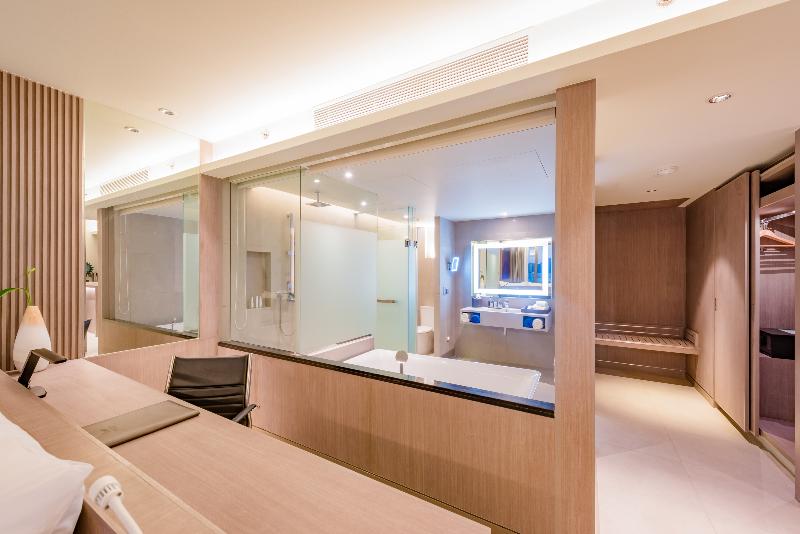 Oceanfront Beach Resort and Spa - Oda
