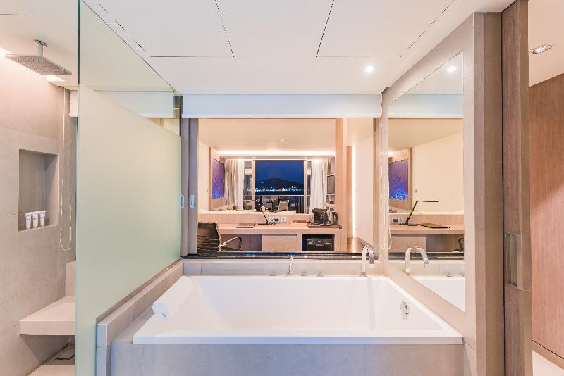 Oceanfront Beach Resort and Spa - Oda