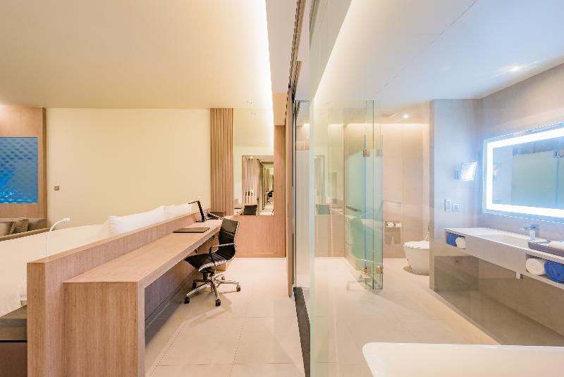 Oceanfront Beach Resort and Spa - Oda