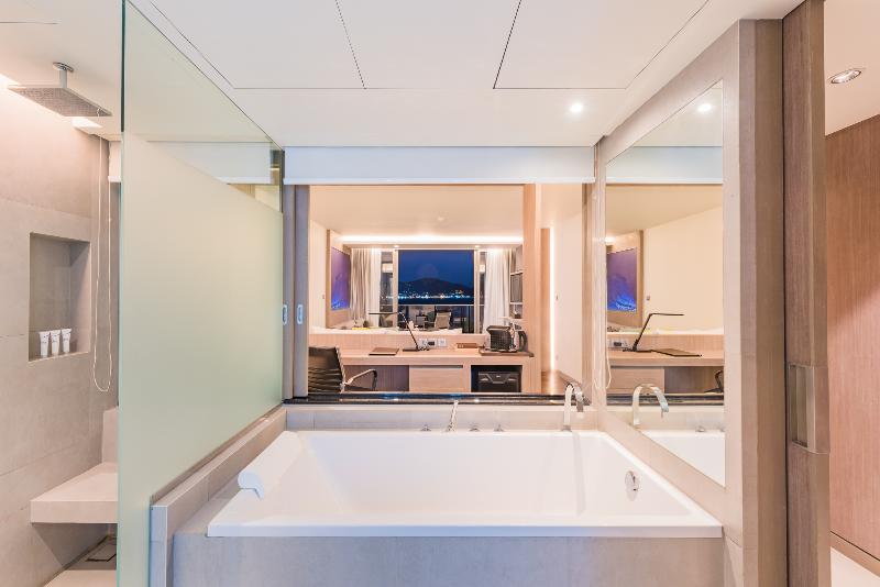 Oceanfront Beach Resort and Spa - Oda