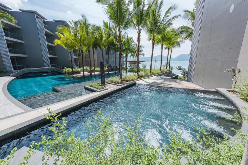Oceanfront Beach Resort and Spa - Havuz