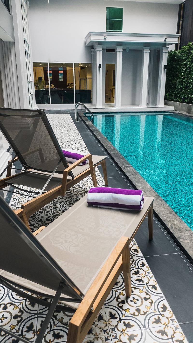 Villa de Pranakorn - Havuz