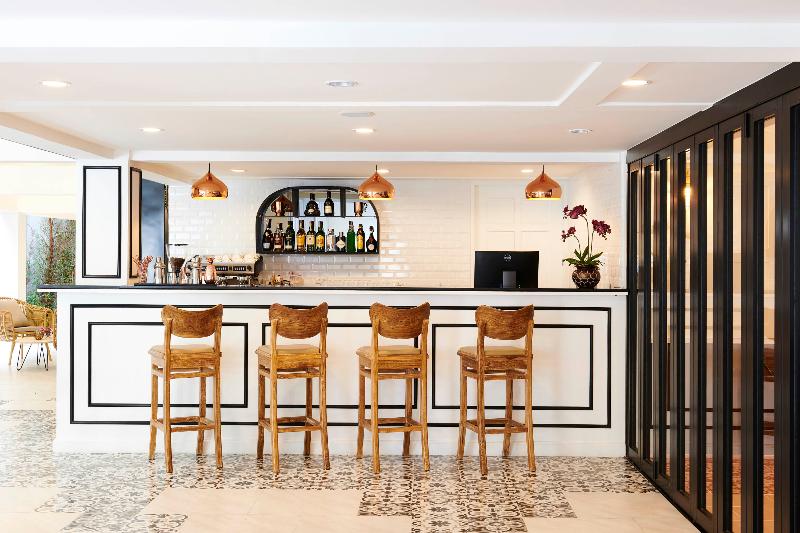 Villa de Pranakorn - Restoran
