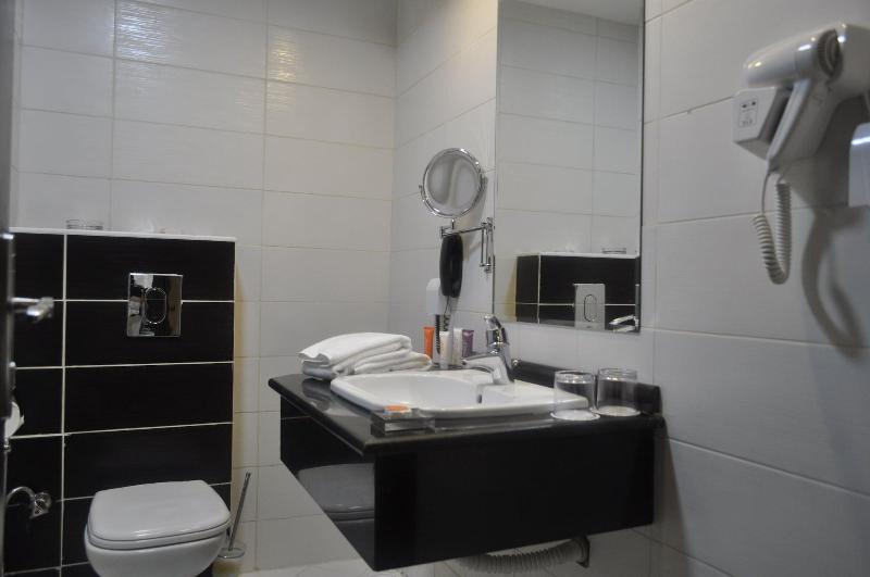 La Casa Hotel Amman - Oda