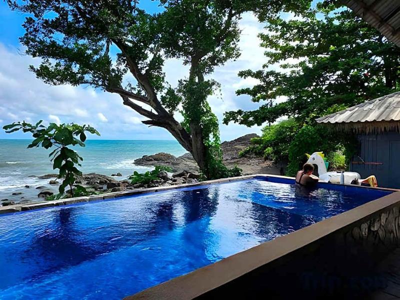 Cliff Cottage - Genel