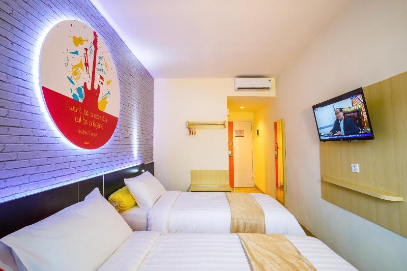 Front One Inn Muntilan - Oda