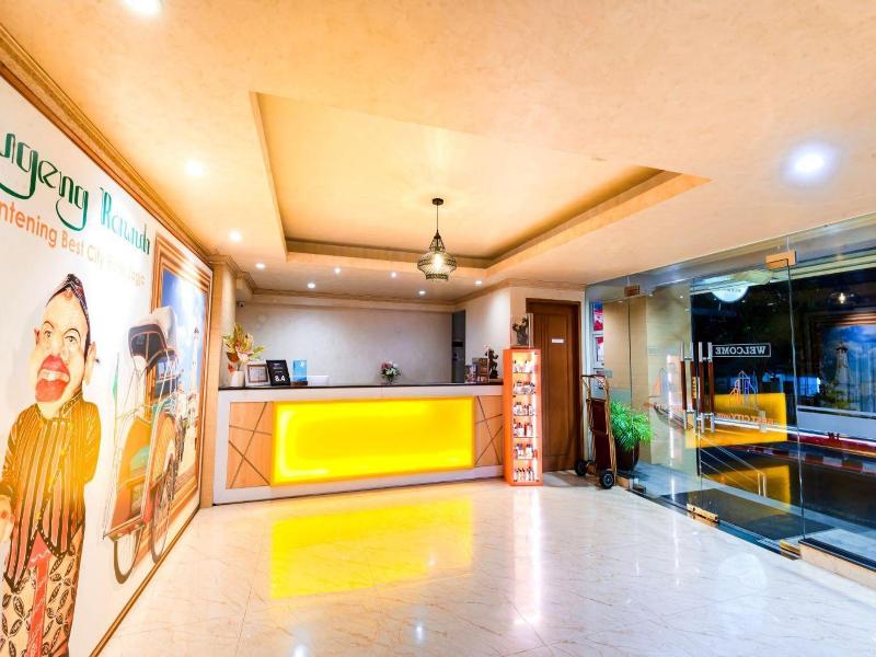 Best City Hotel - Lobi