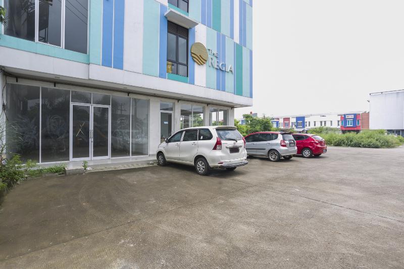 Collection O Bekasi Timur Near Gedung Juang - Genel