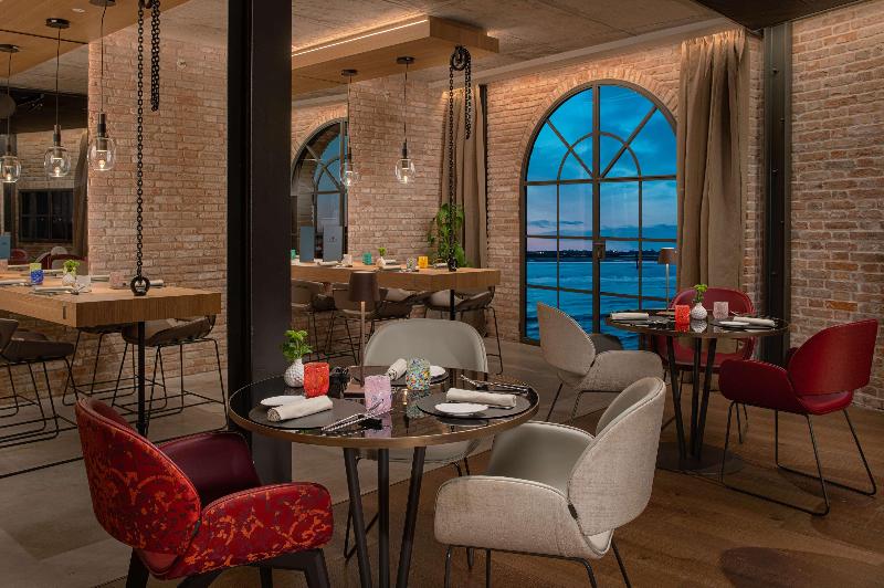NH Collection Venezia Murano Villa - Restoran