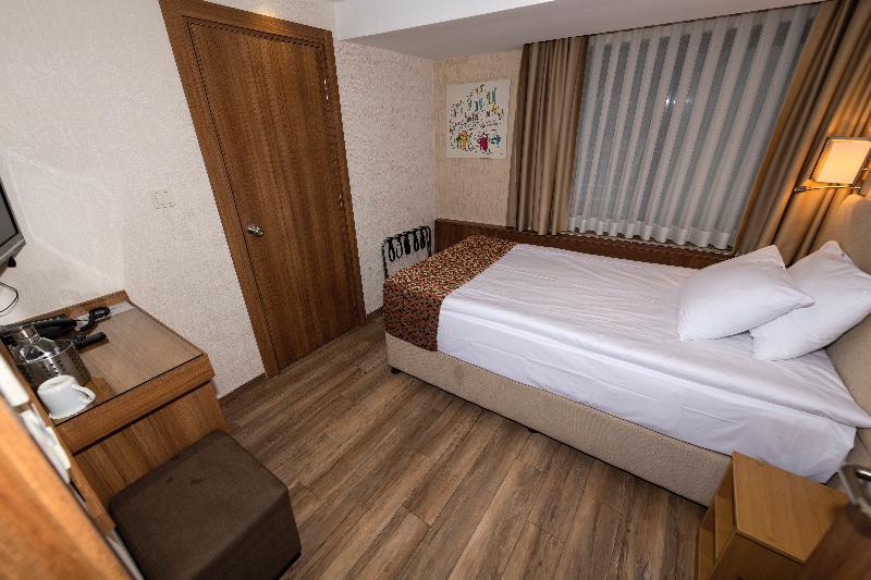 Bguest Hotel - Oda