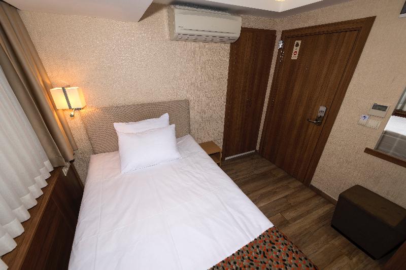 Bguest Hotel - Oda