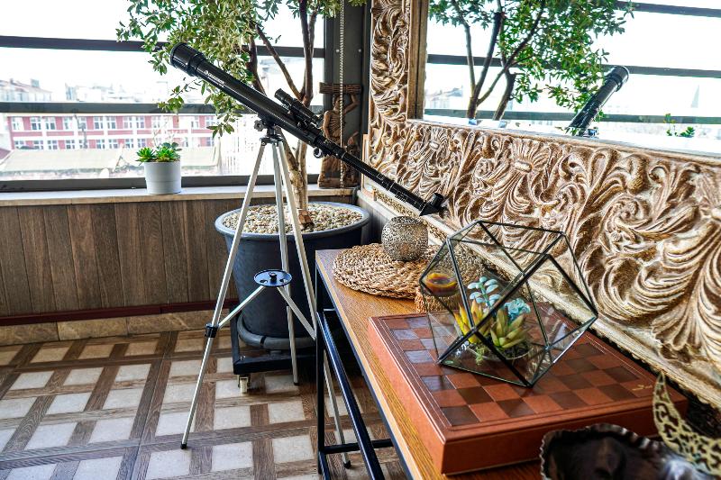 Bguest Hotel - Teras