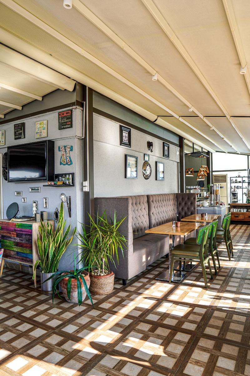 Bguest Hotel - Teras