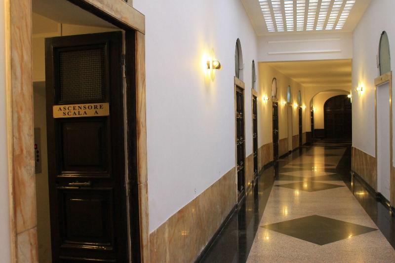 504 Corso Suites - Lobi