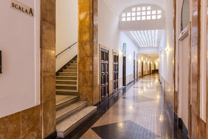 504 Corso Suites - Lobi
