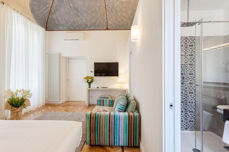 504 Corso Suites - Oda