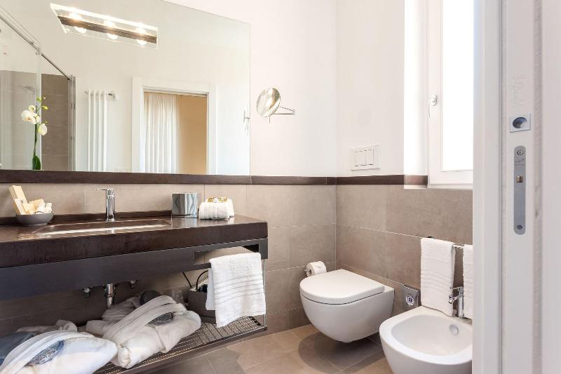 504 Corso Suites - Oda
