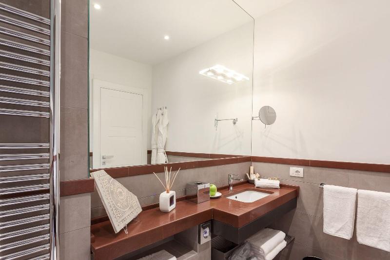 504 Corso Suites - Oda