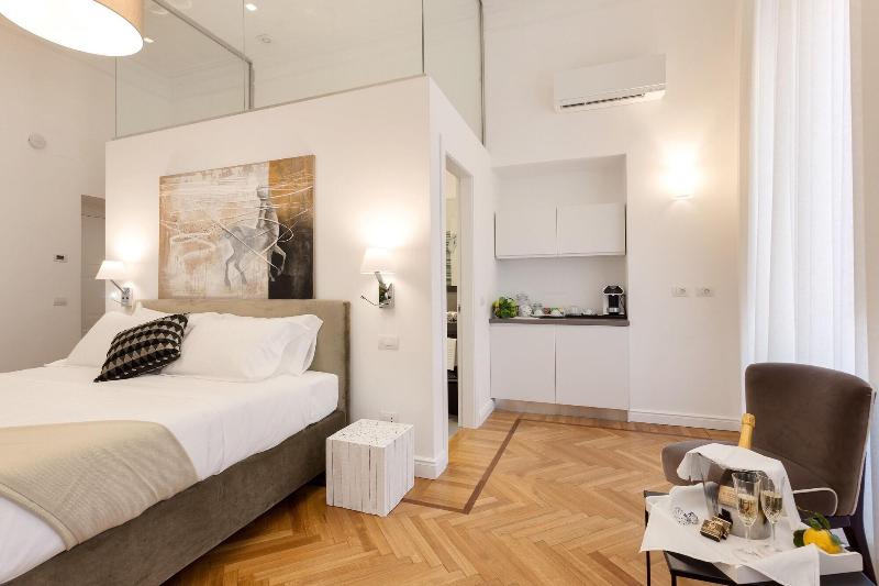 504 Corso Suites - Oda
