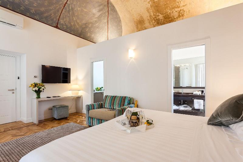 504 Corso Suites - Oda
