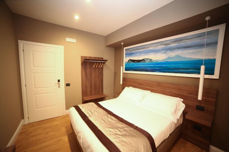 7Th Floor Suite - Oda