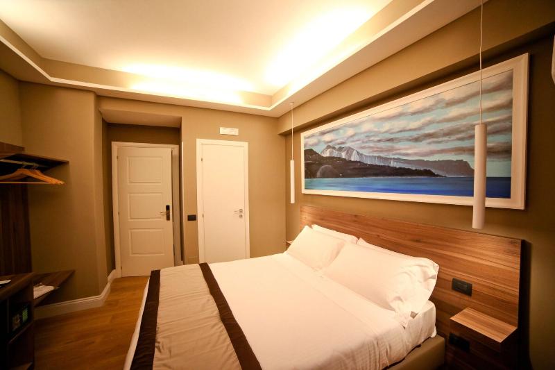 7Th Floor Suite - Oda