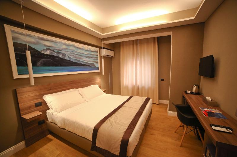 7Th Floor Suite - Oda
